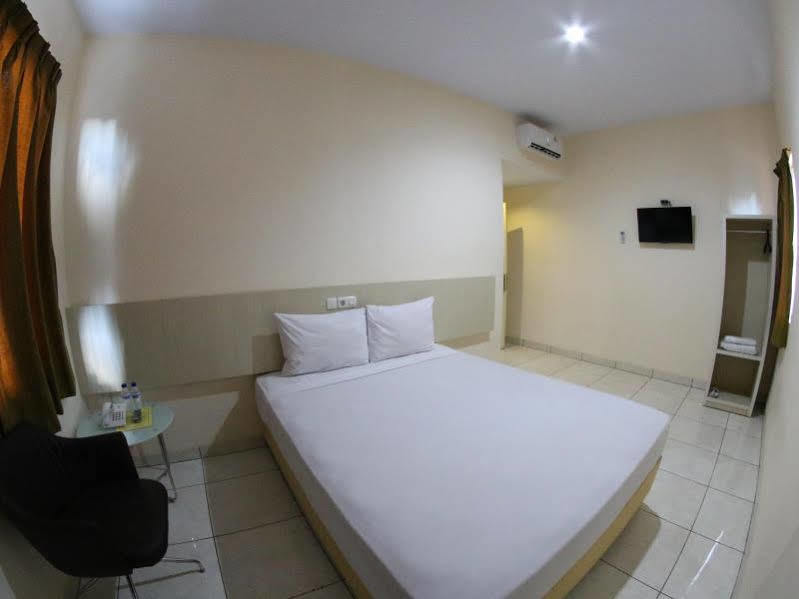 Daya Hotel Makassar Eksteriør billede